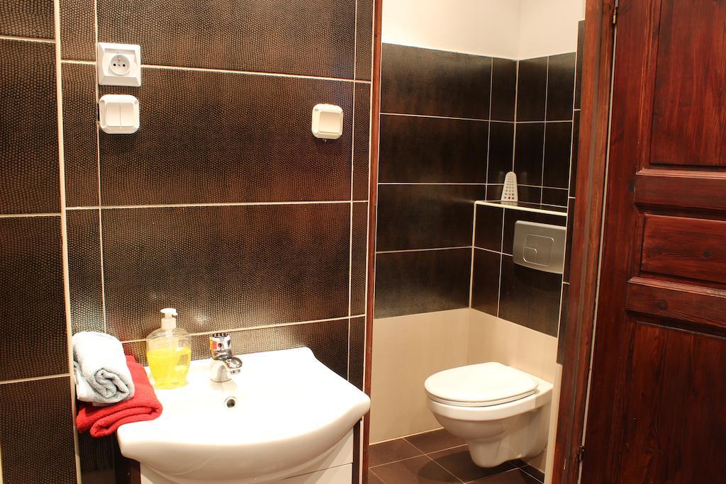 Pensjonat Agroturystyczny Pod Modrzewiem Bed & Breakfast Florczaki Dış mekan fotoğraf