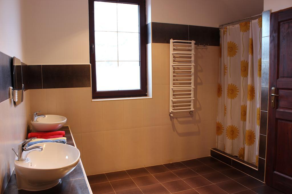 Pensjonat Agroturystyczny Pod Modrzewiem Bed & Breakfast Florczaki Oda fotoğraf
